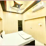 Vns Hotel Dev V - Villa Near Kashi Vishwanath Temple - Fully Air Conditioned Room - Best Hotel In Varanasi