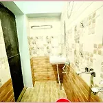Vns Hotel Dev V - Villa Near Kashi Vishwanath Temple - Fully Air Conditioned Room - Best Hotel In Varanasi
