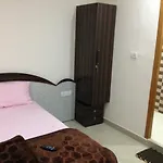 Hotel H M International