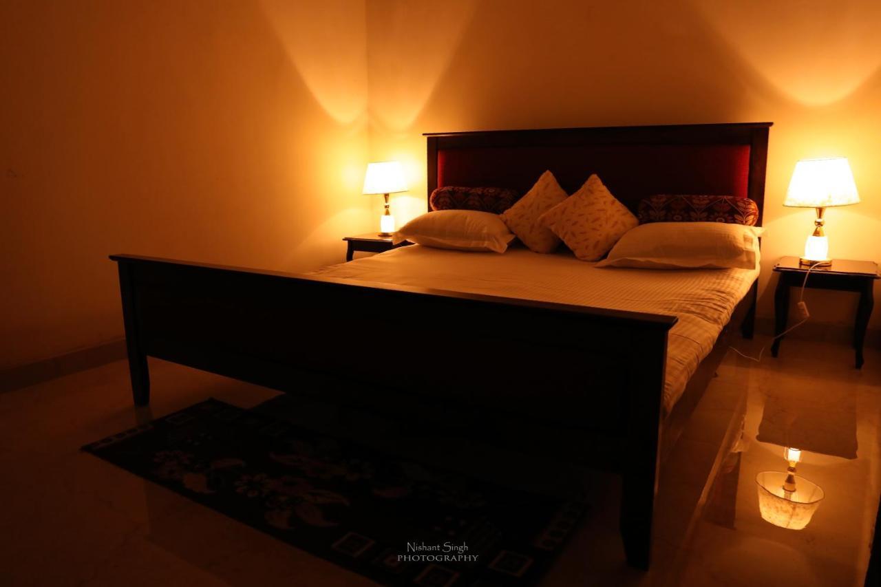 Tattva Luxurious