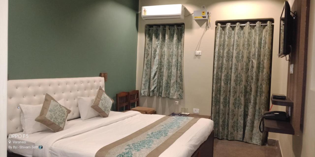 Gokul Grand 2* Varanasi