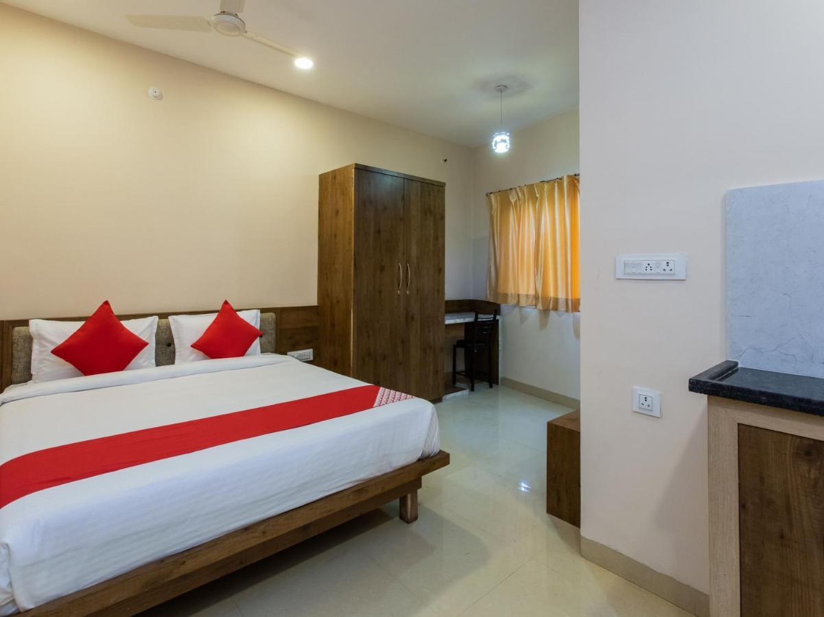 Oyo 49032 Shivam Hotel 3*