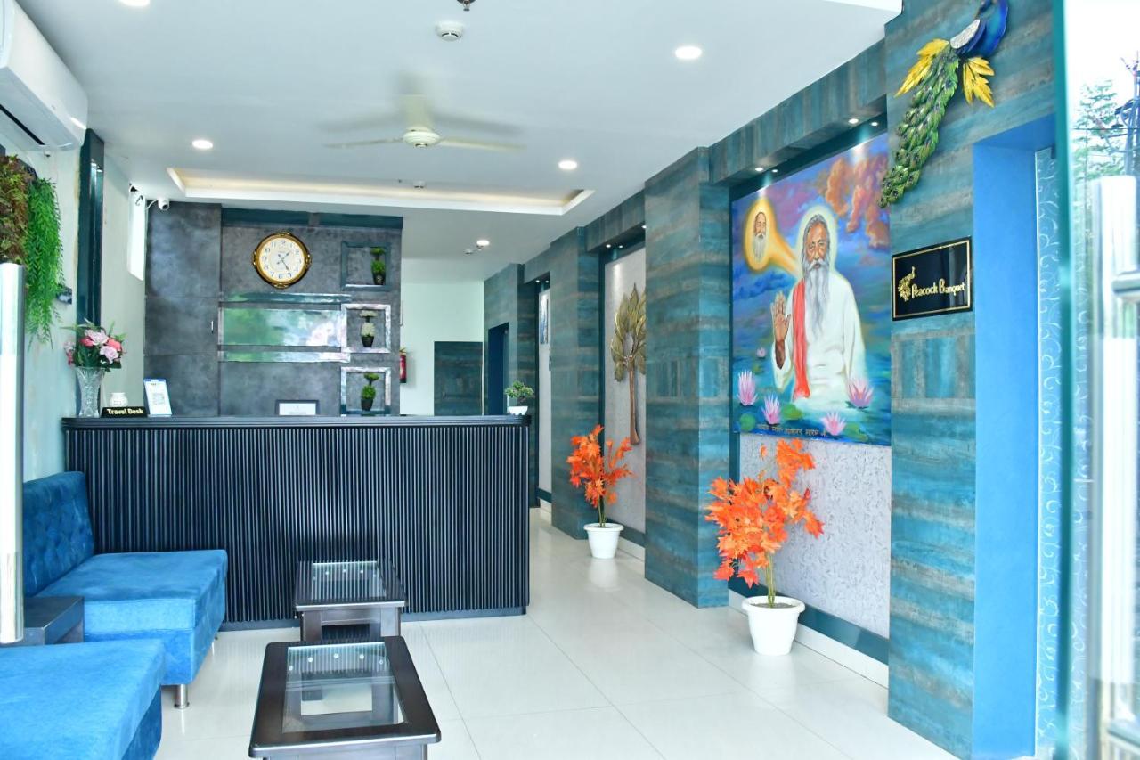 Yatharth Hotel 4*