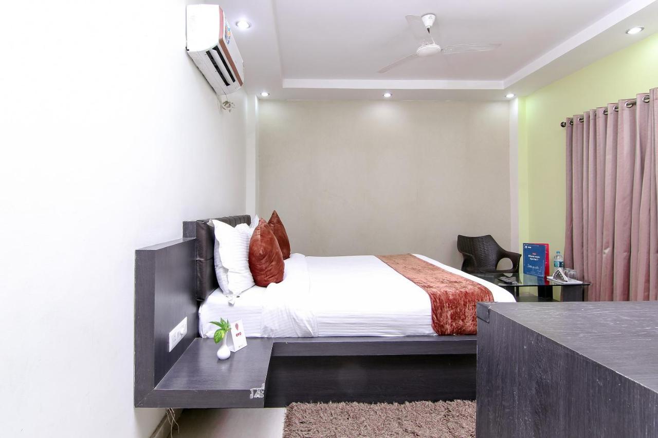 Oyo 4036 Liberty Residency 3*