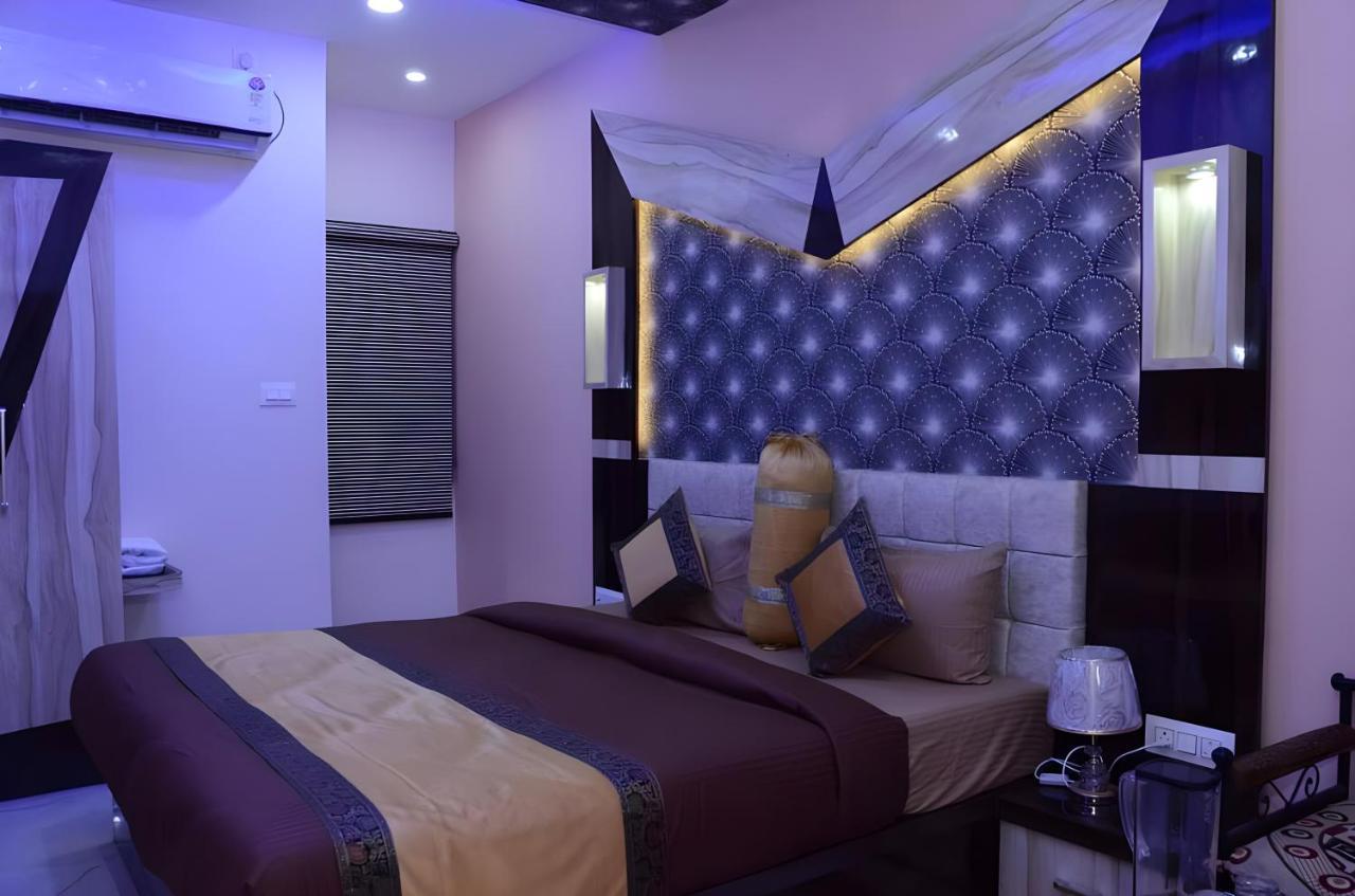 Hotel Singh Residency By Wb Varanasi
