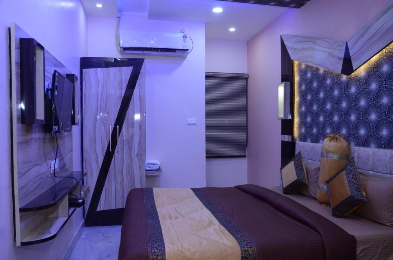 Hotel Singh Residency By Wb Varanasi