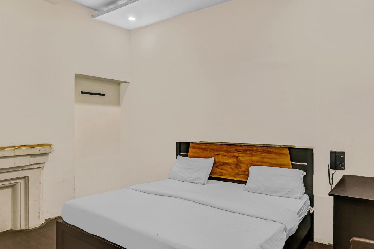 Capital O 85365 Tejas Inn