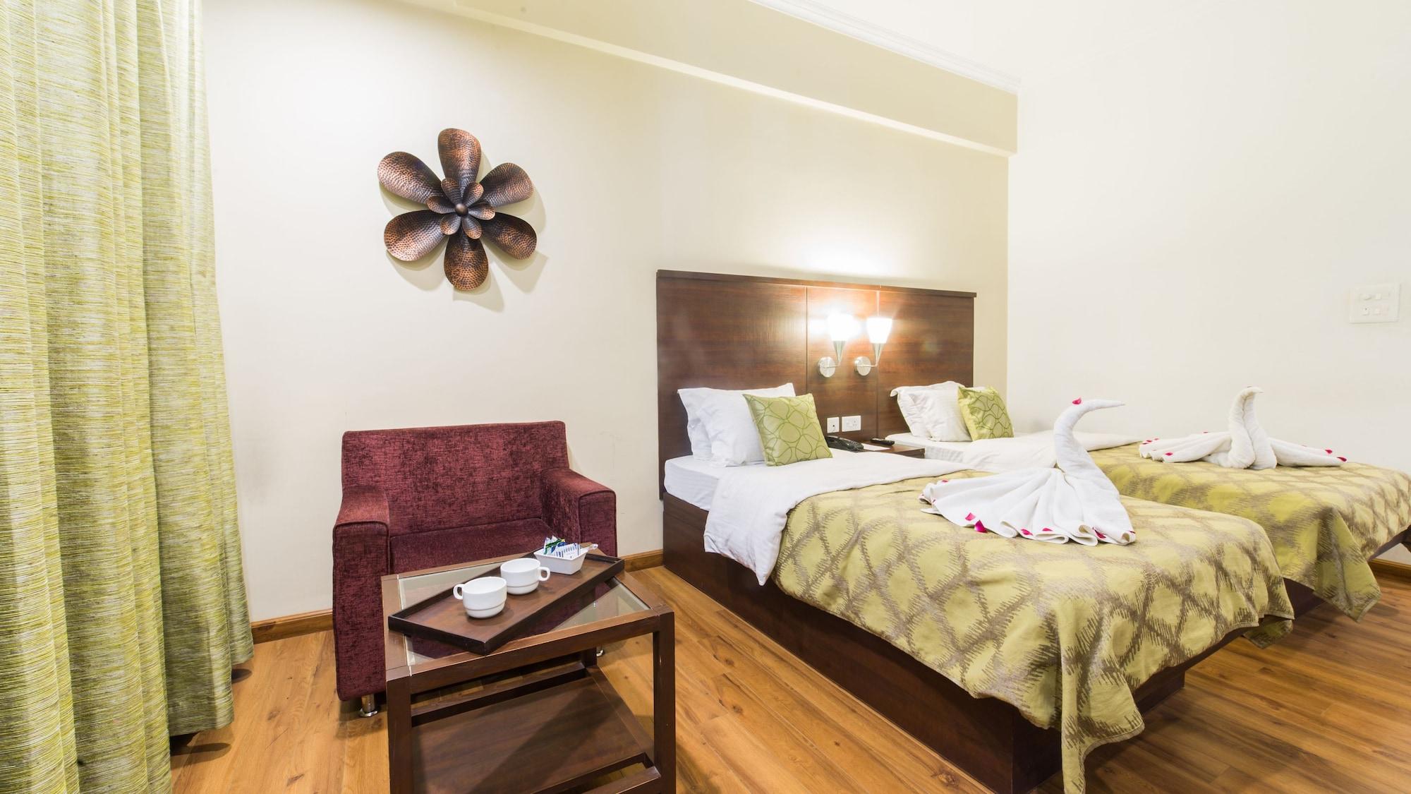 Diamond Hotel 3*