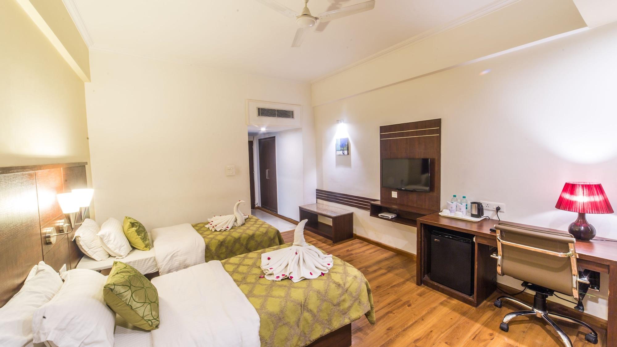 Diamond Hotel 3*