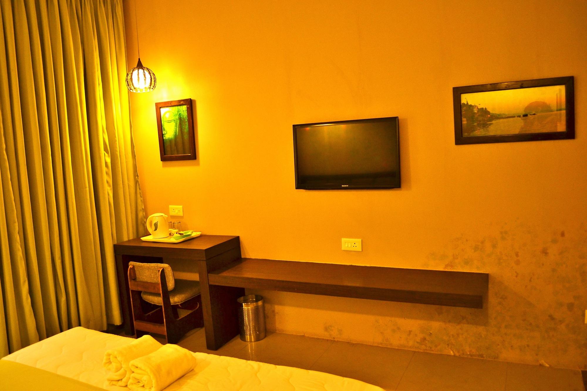 Buddha Hotel 3*