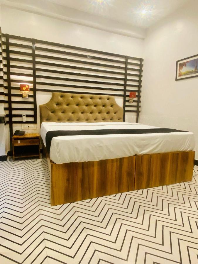 Itsy Banana Boutique Varanasi