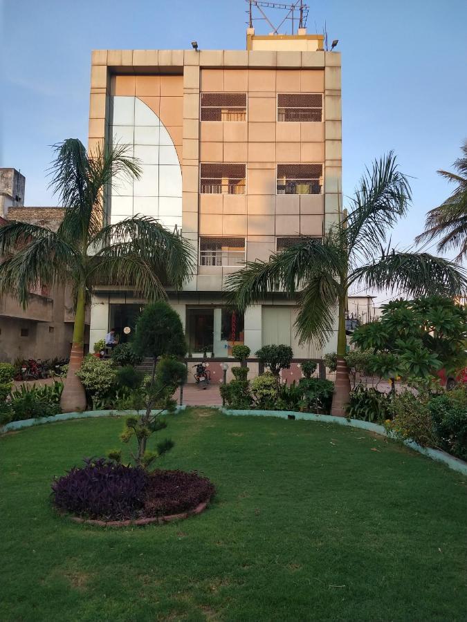 Hotel Palace Varanasi