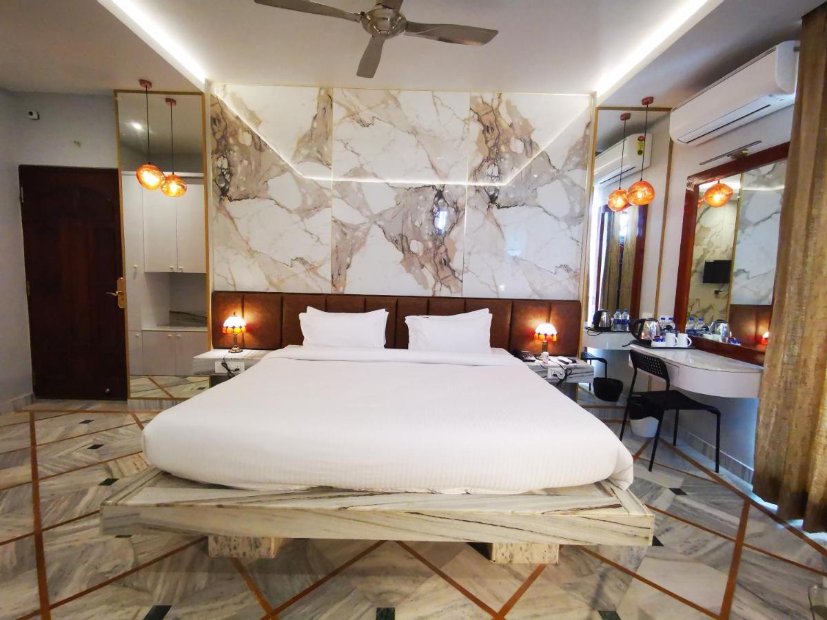 Rio Benaras Hotel