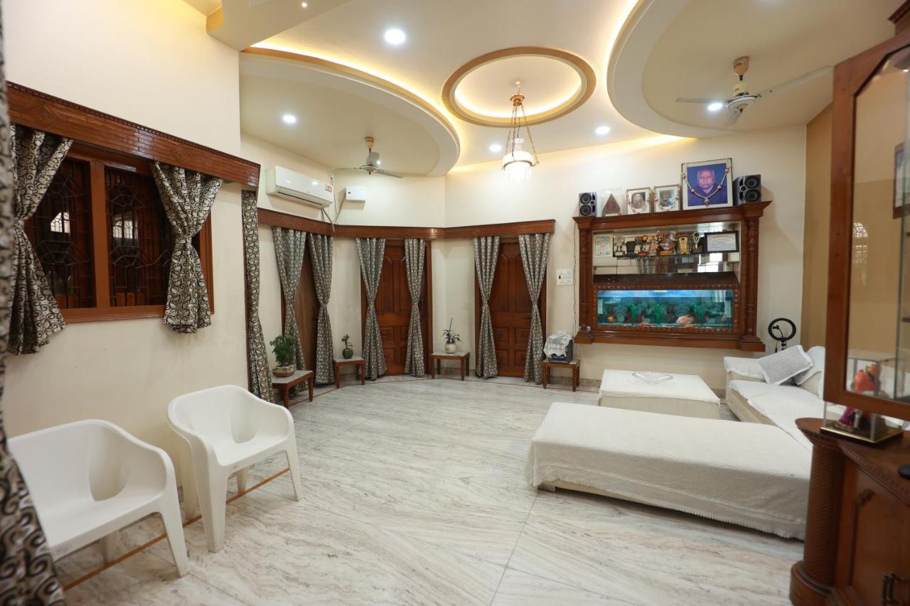 Homestay Kapoor Sahab : It's A Away From Home. Varanasi