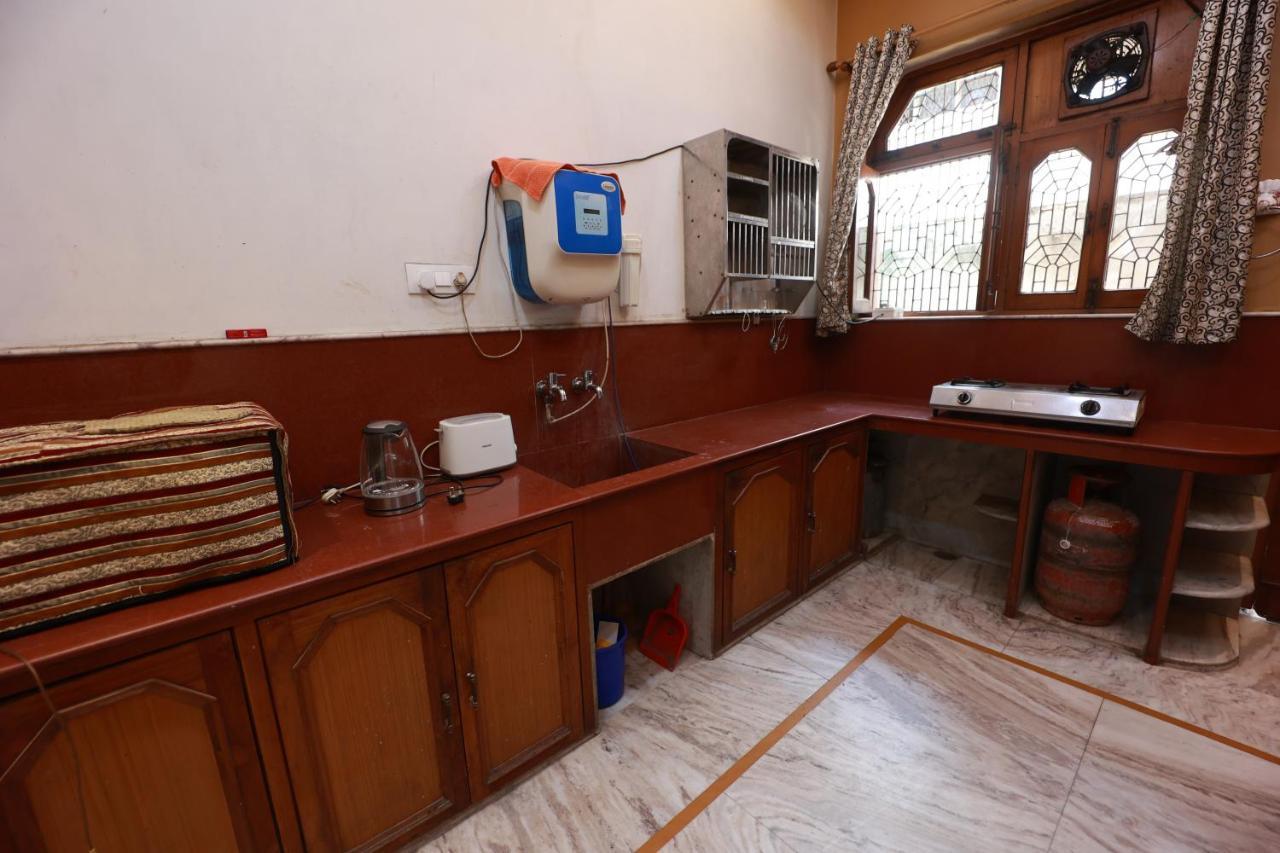 Homestay Kapoor Sahab : It's A Away From Home. Varanasi