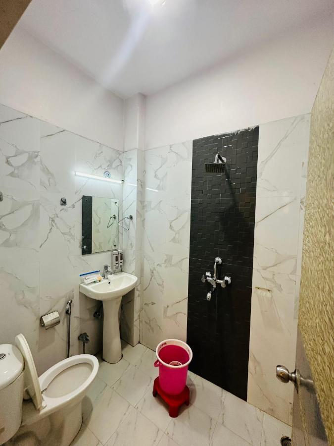 Hotel Deva Varanasi