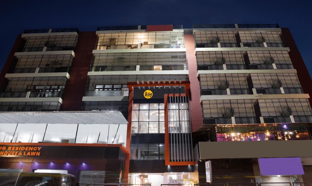 Itsy Kashi Grand, Bhu Hotel 3*