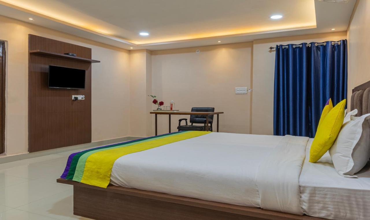 Hotel Itsy Kashi Grand, Bhu