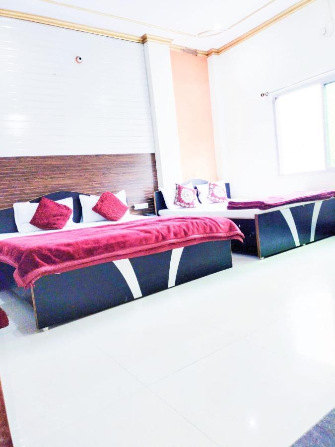 Hotel New Ashi Palace *