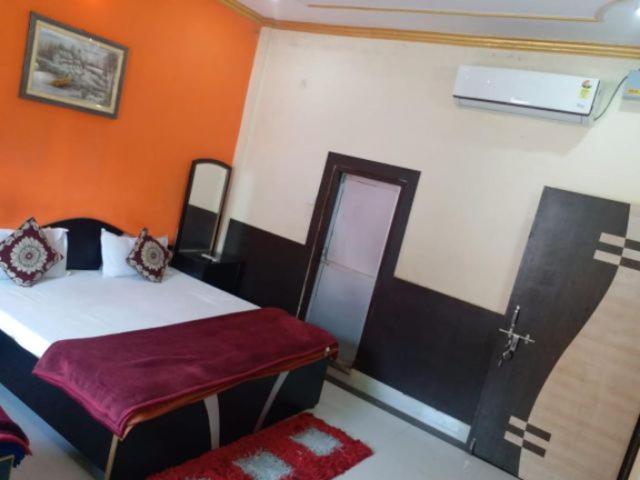 Hotel New Ashi Palace