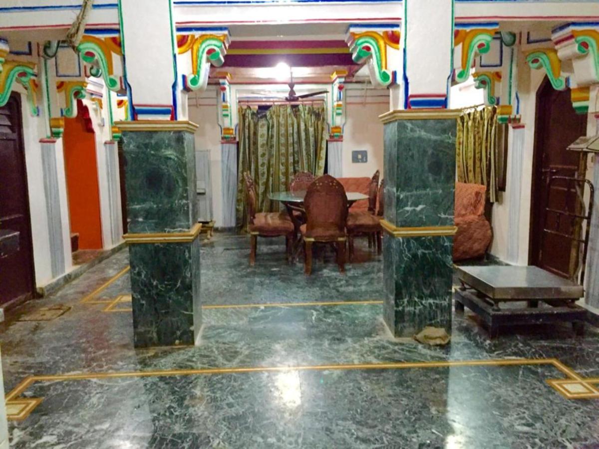 Grg Shanti Hotel