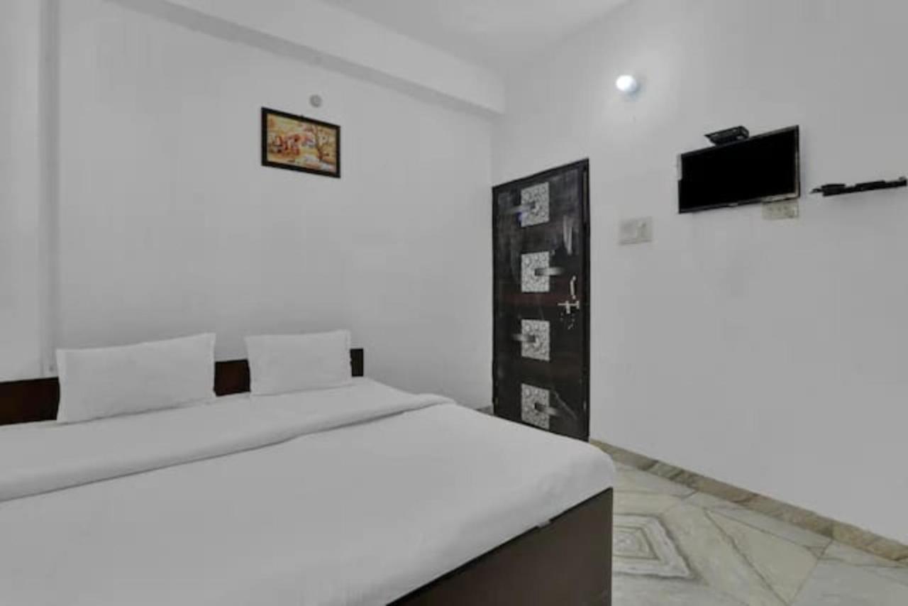 Hotel Goroomgo Shiv Ganga - Excellent Customer Choice -best Seller Varanasi