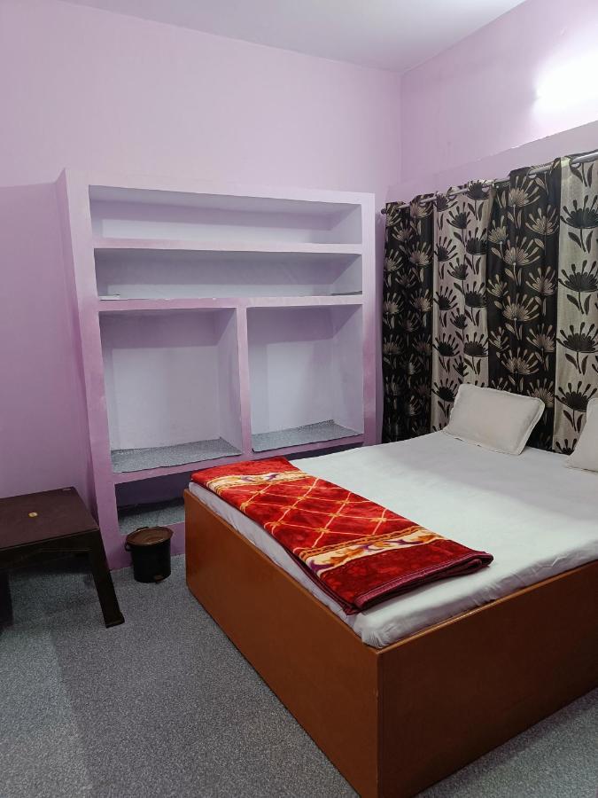 Guest house Babu Vishwanath Singh Paying