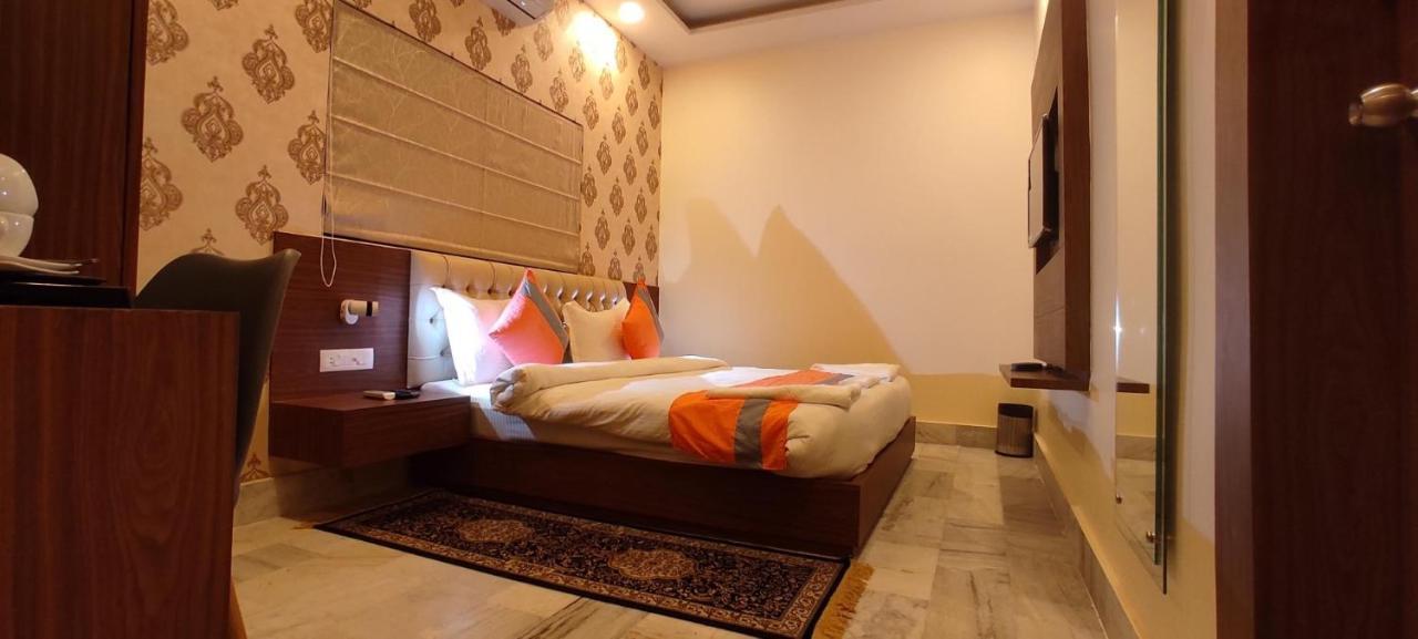 The Kashi Residency 3* Varanasi