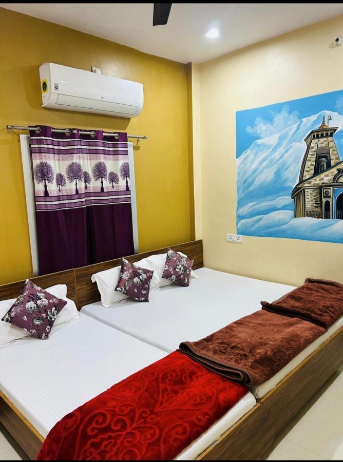 Guest house Lotus Paying Varanasi