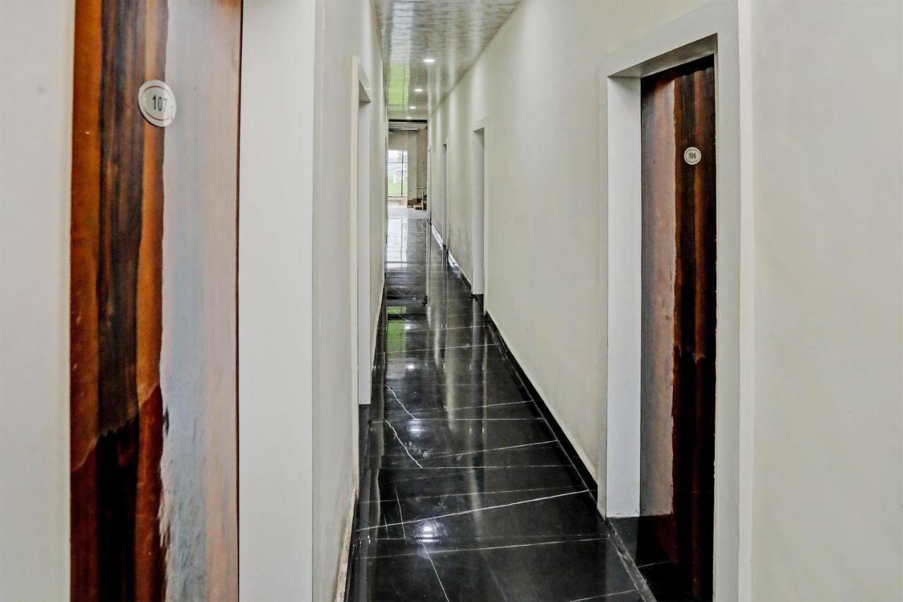 Hotel Collection O Sylvania Palace Varanasi