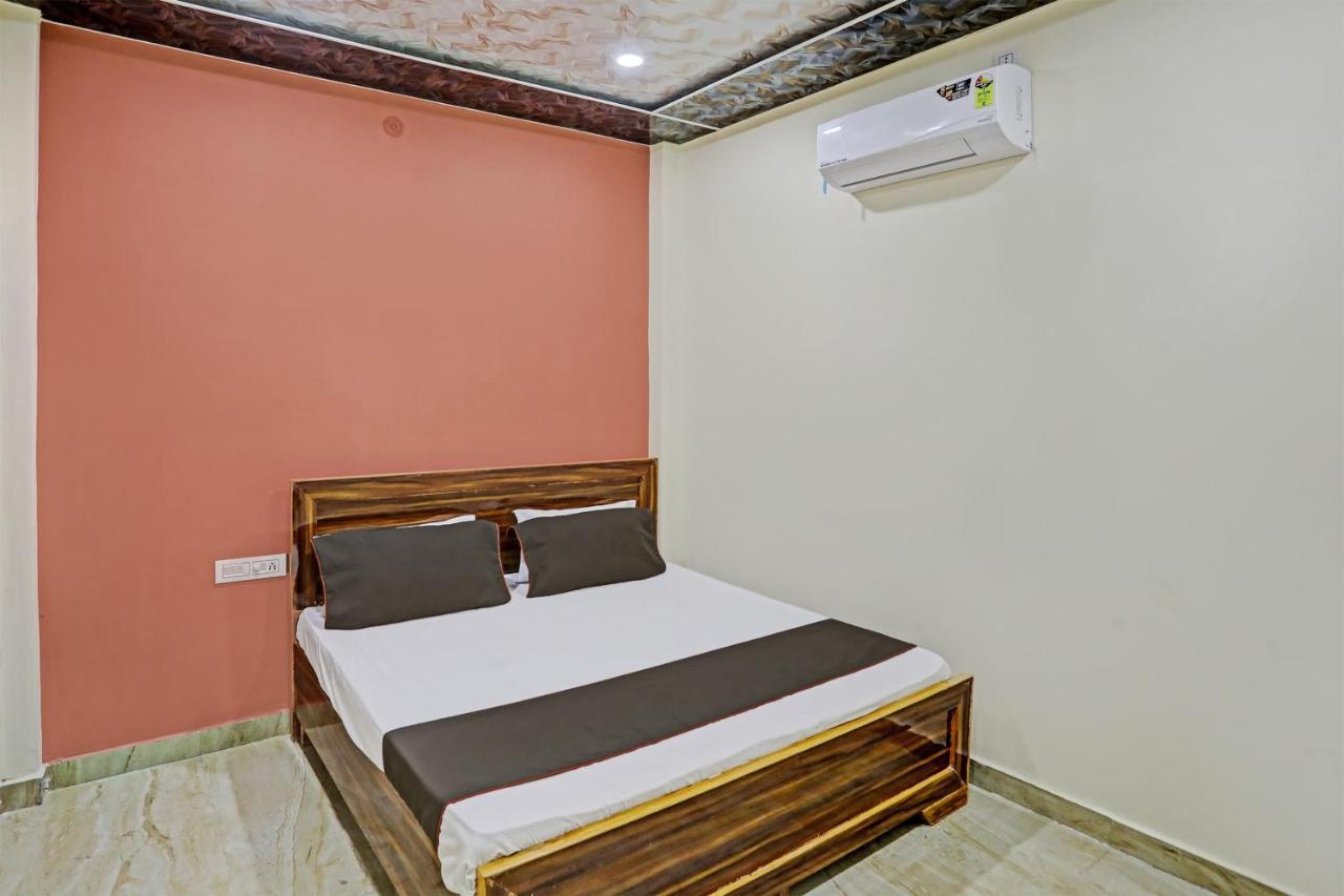 Collection O Sylvania Palace Hotel 3*