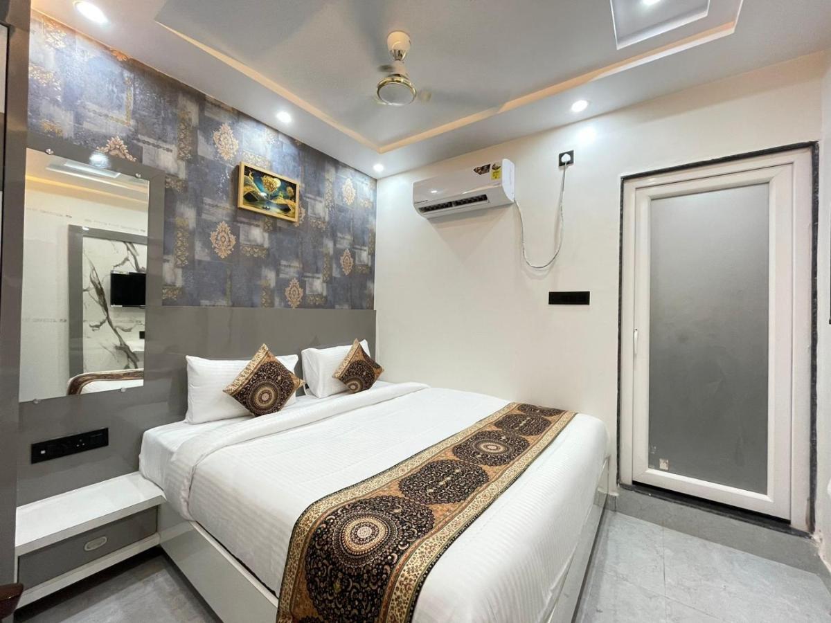Banaras Palace 3*
