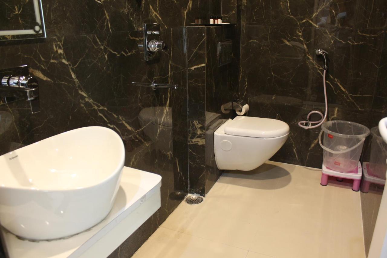 Hotel Banaras Palace 3*
