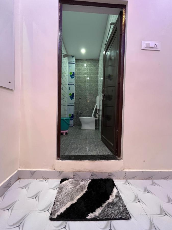 Baba Vishwanath Residency Guest house