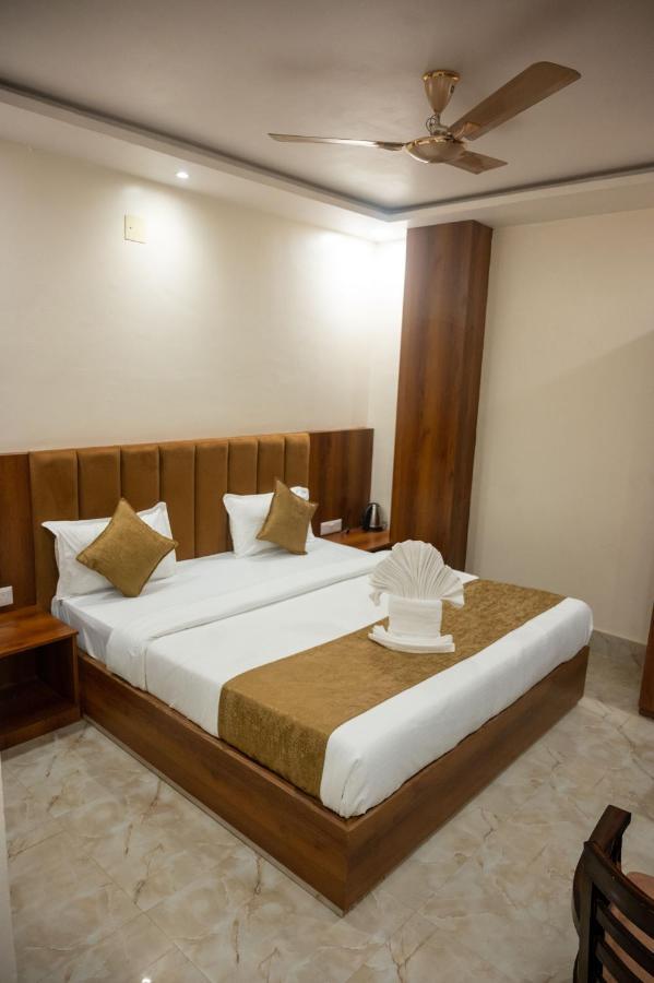 Kiran Palace Hotel