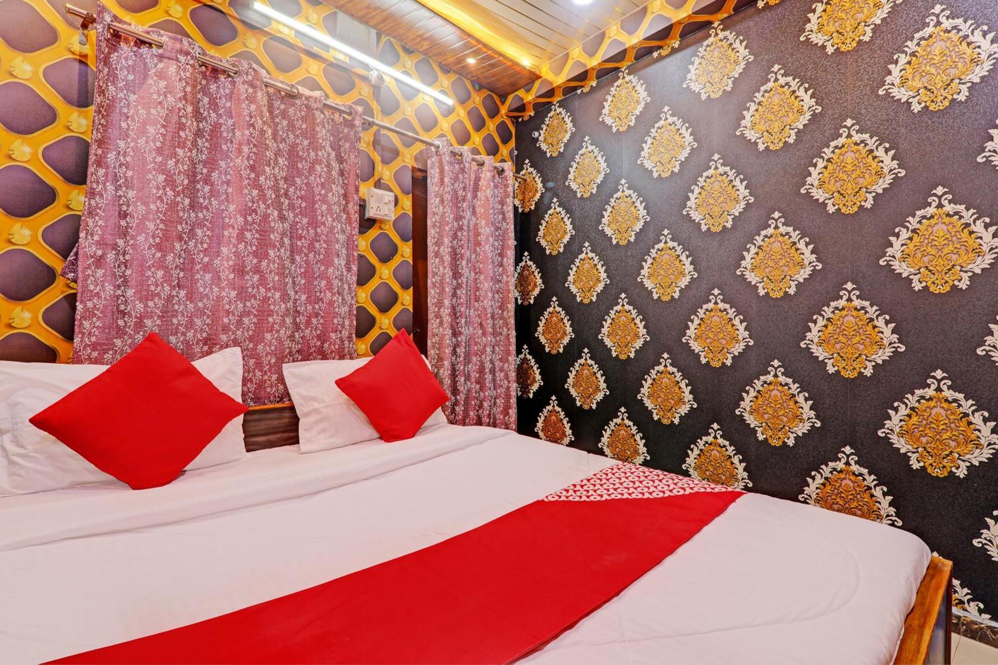 Hotel Oyo Flagship Manjushree P. 4*