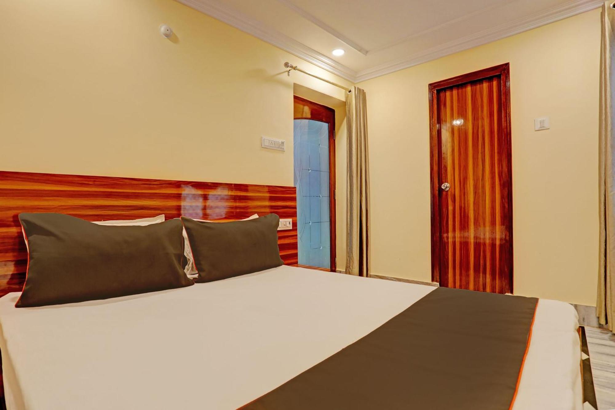 Oyo Flagship Sawariya Palace Hotel