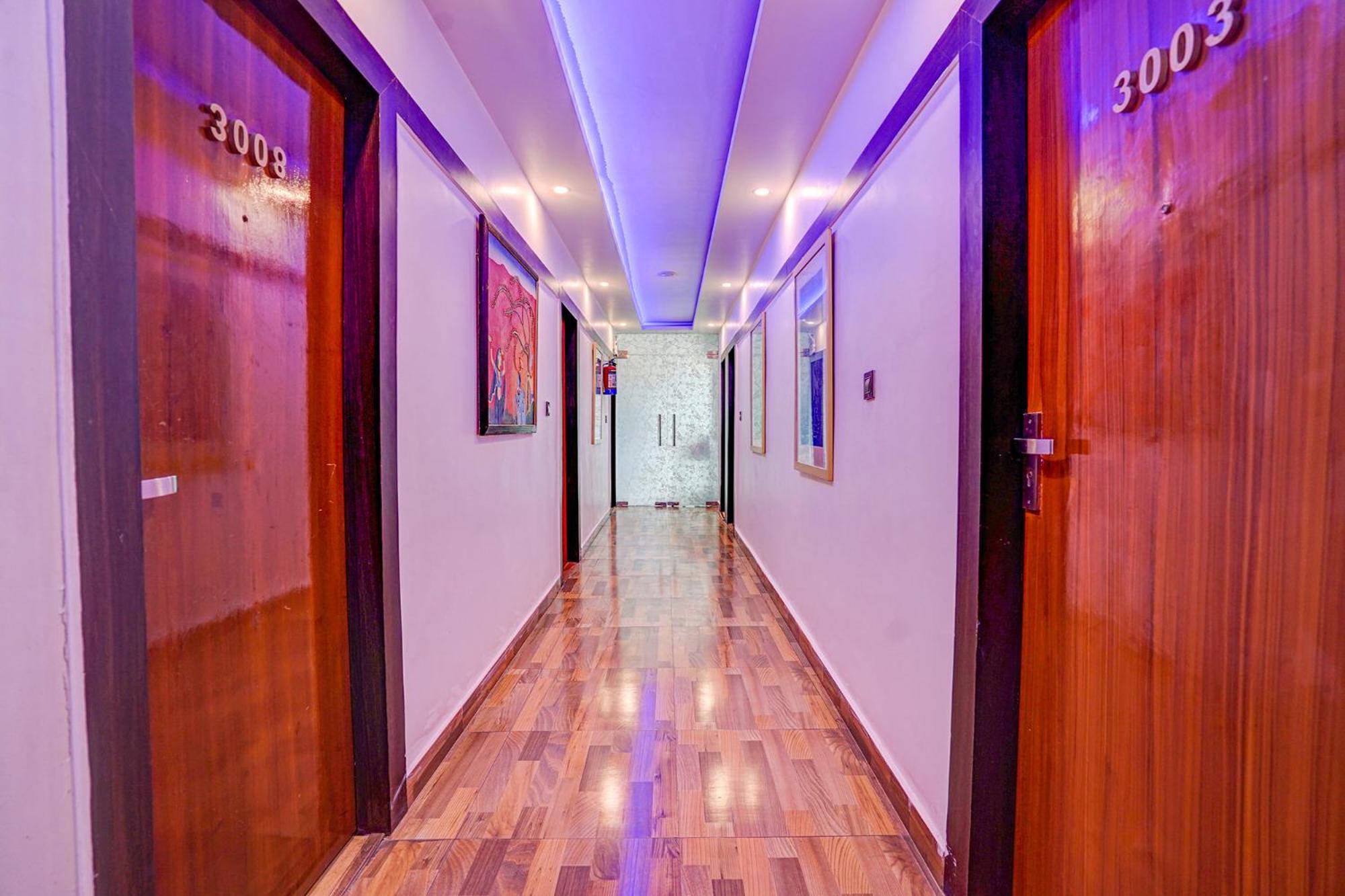 Hotel Fabhotel Prime I Varanasi