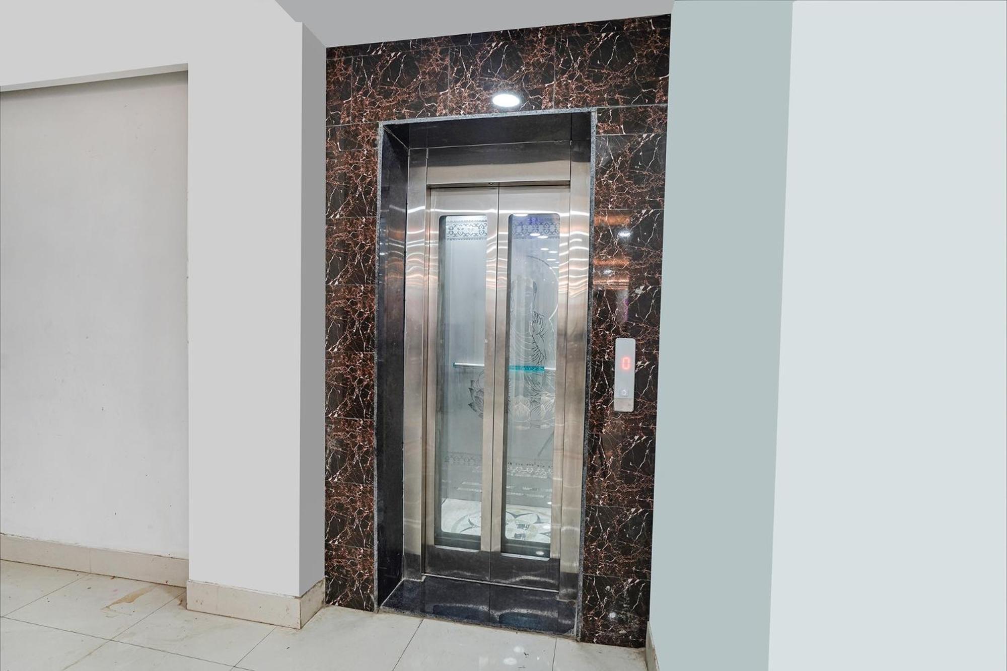 Hotel Fabhotel Prime I