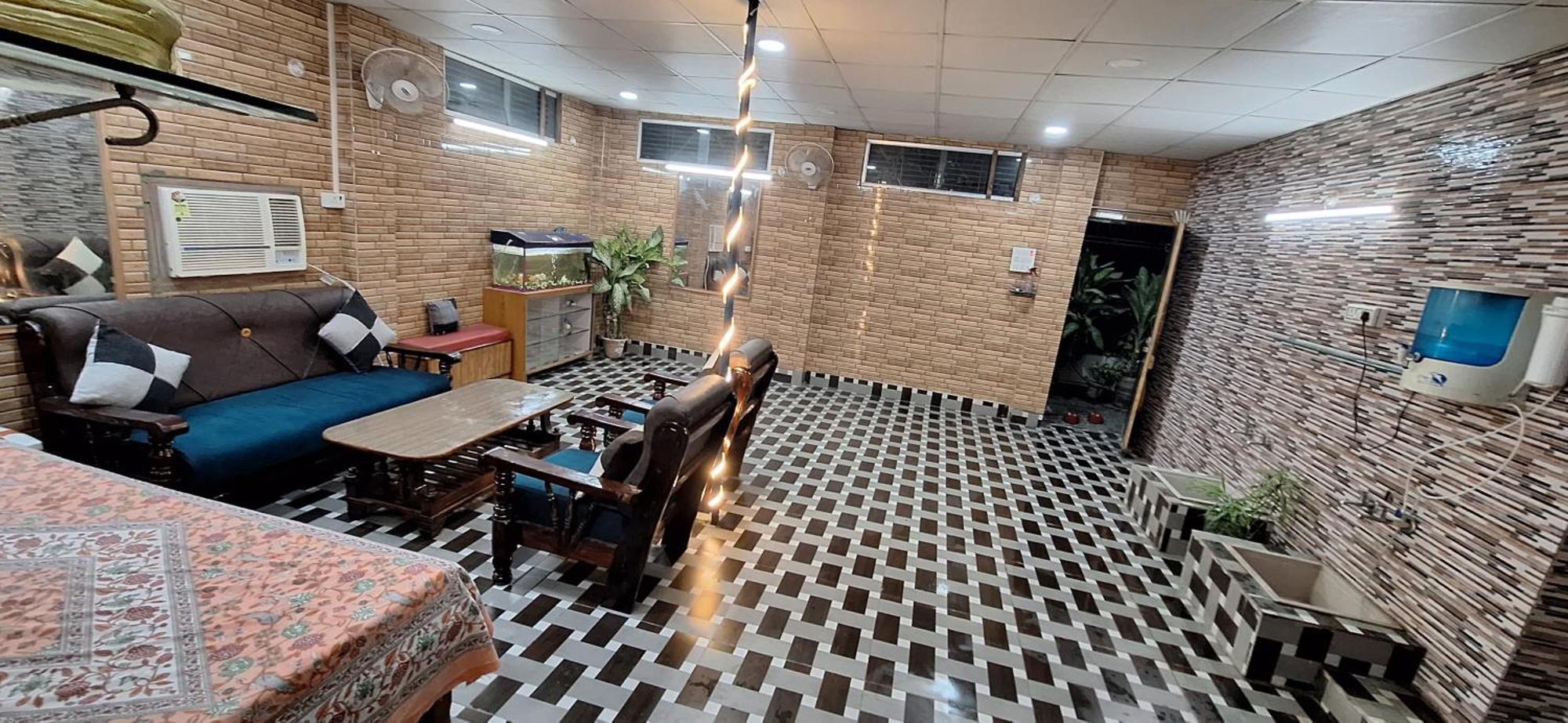 Guest house Veera *