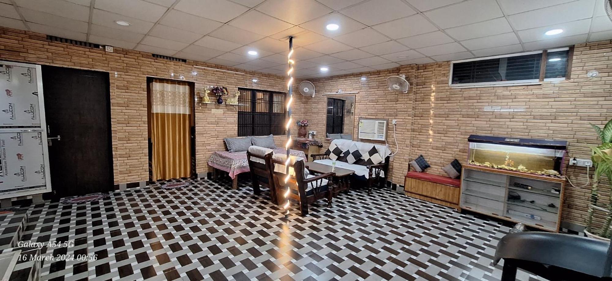 Guest house Veera Varanasi