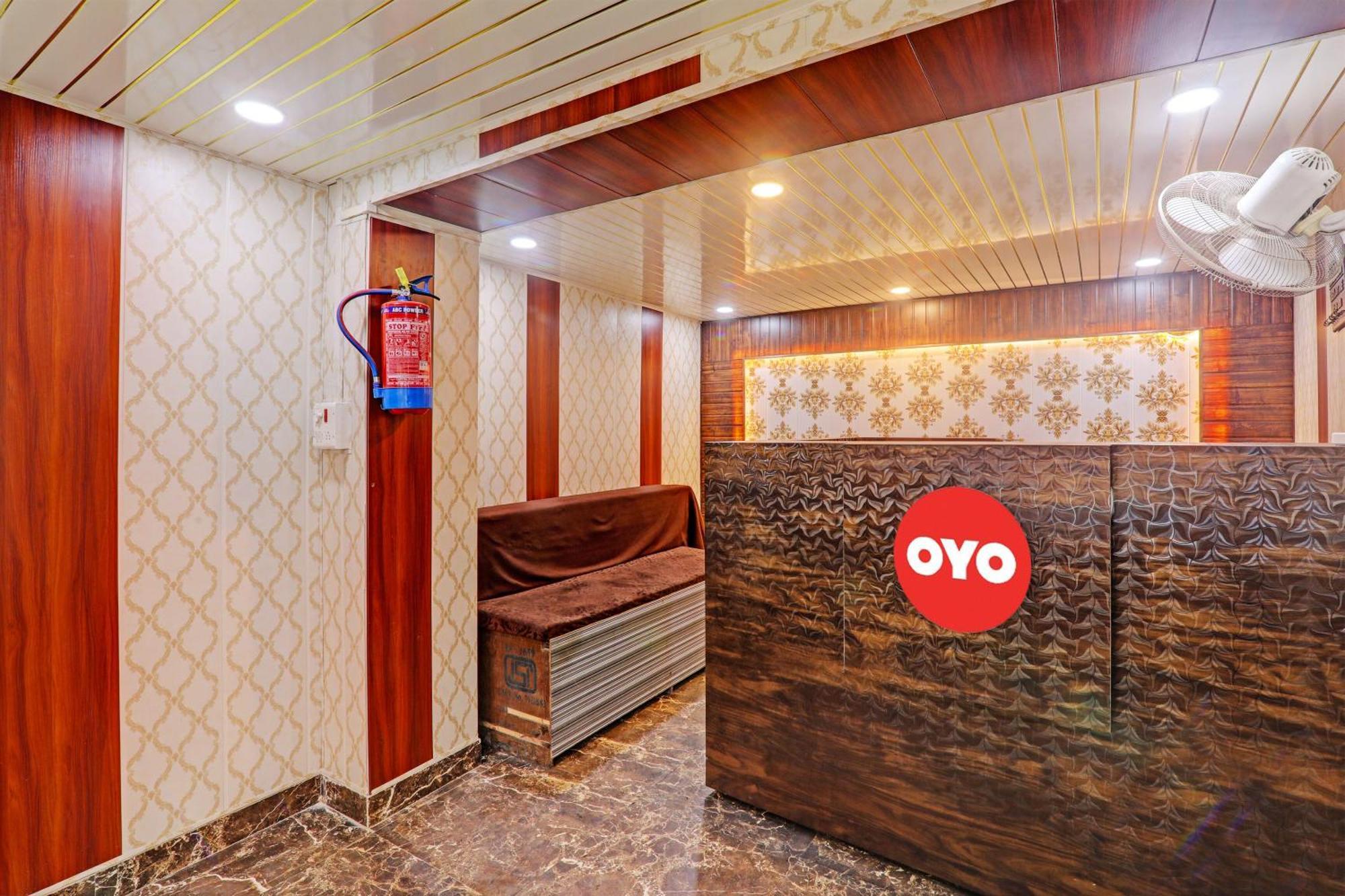 Hotel Oyo Flagship Manjushree P. Varanasi