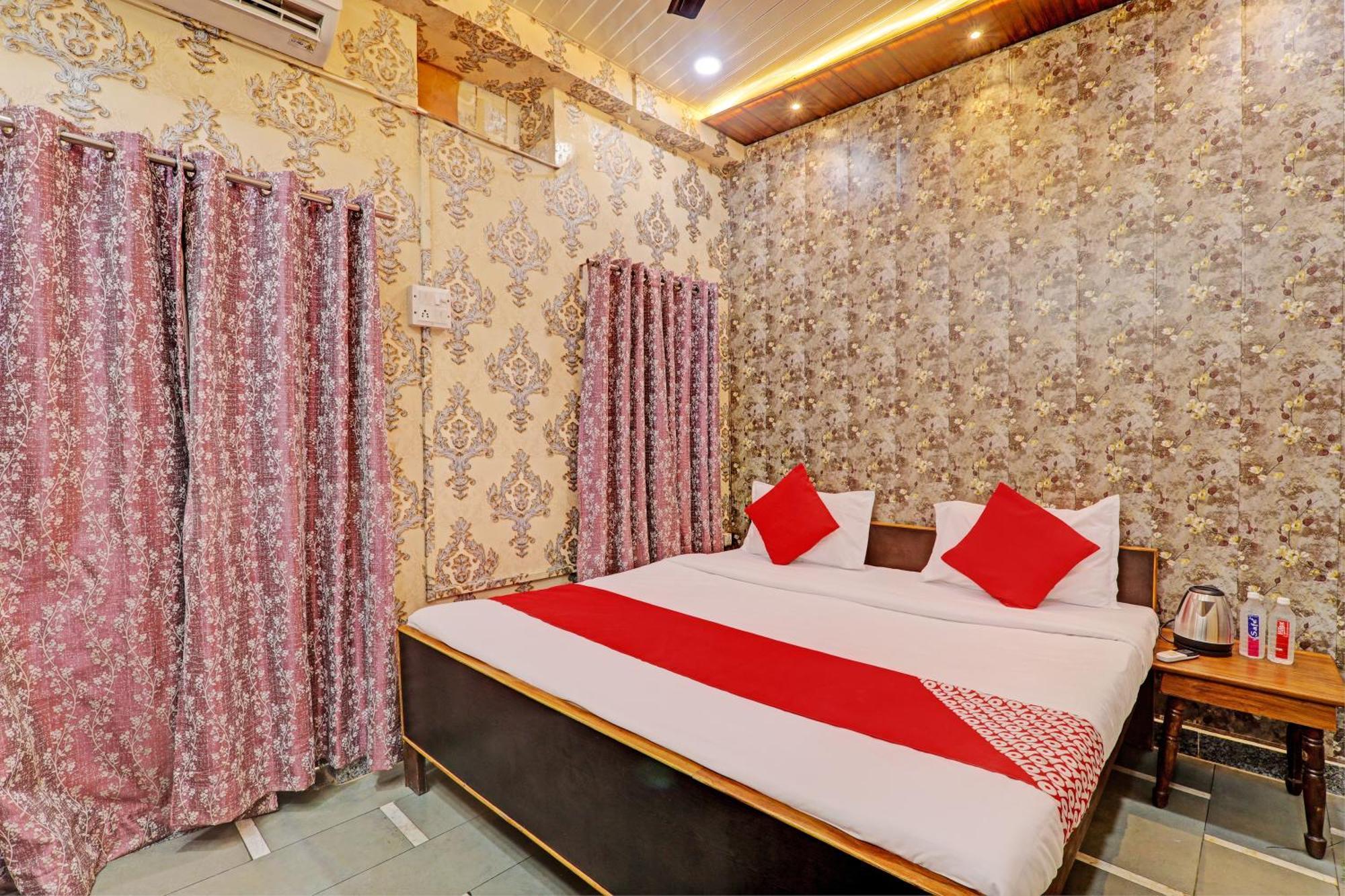 Hotel Oyo Flagship Manjushree P.