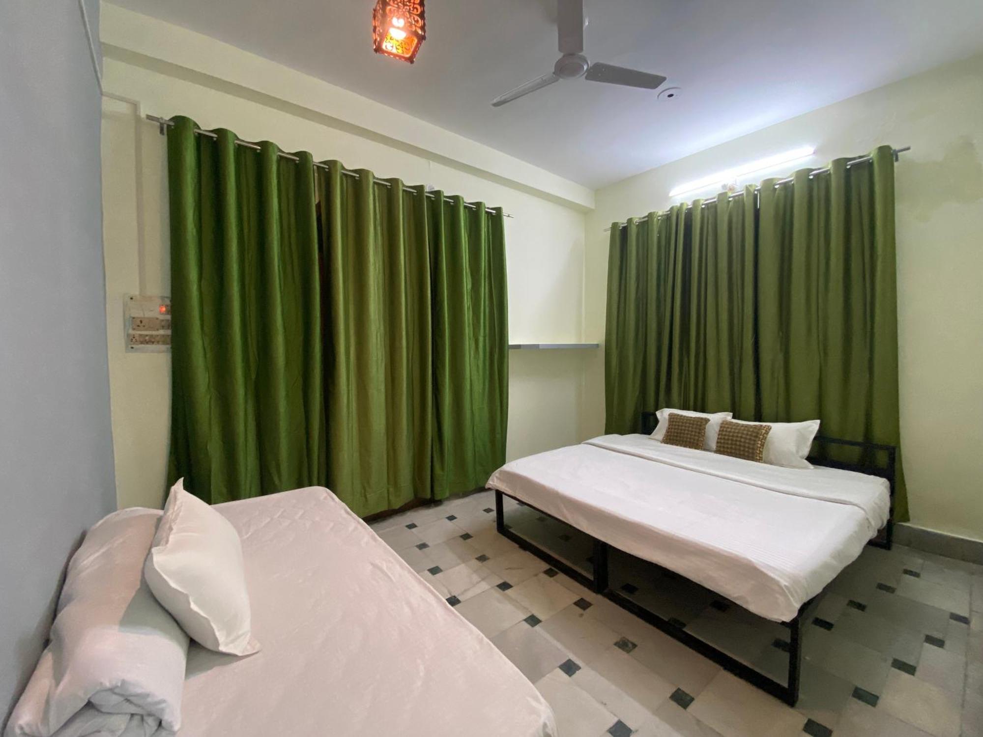 The Kaner House * Varanasi