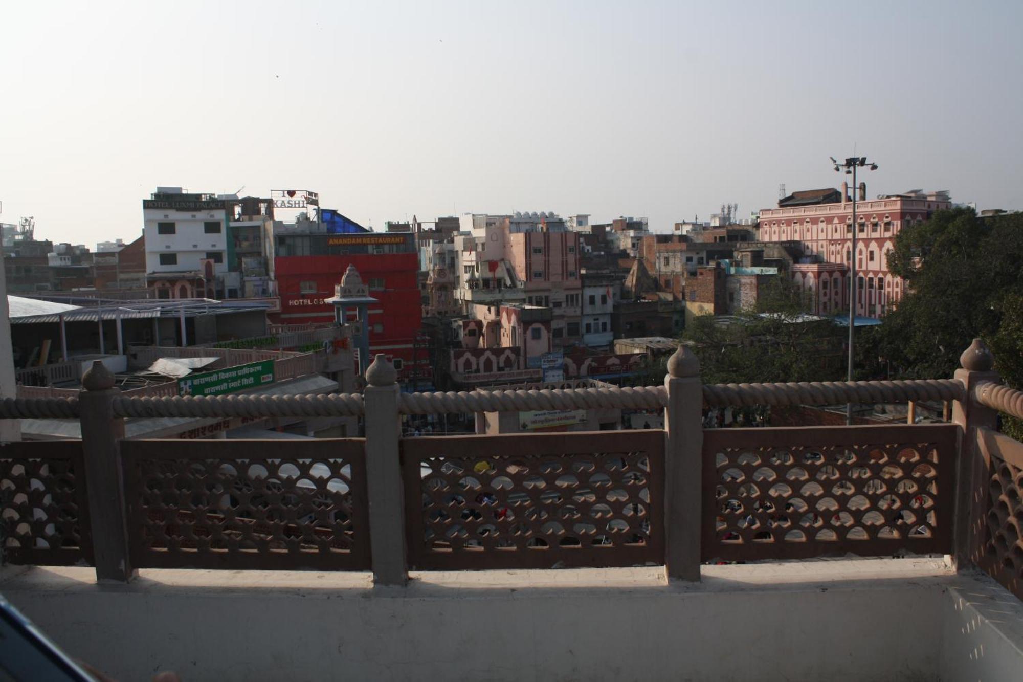 Raghunath Palace Homestay *