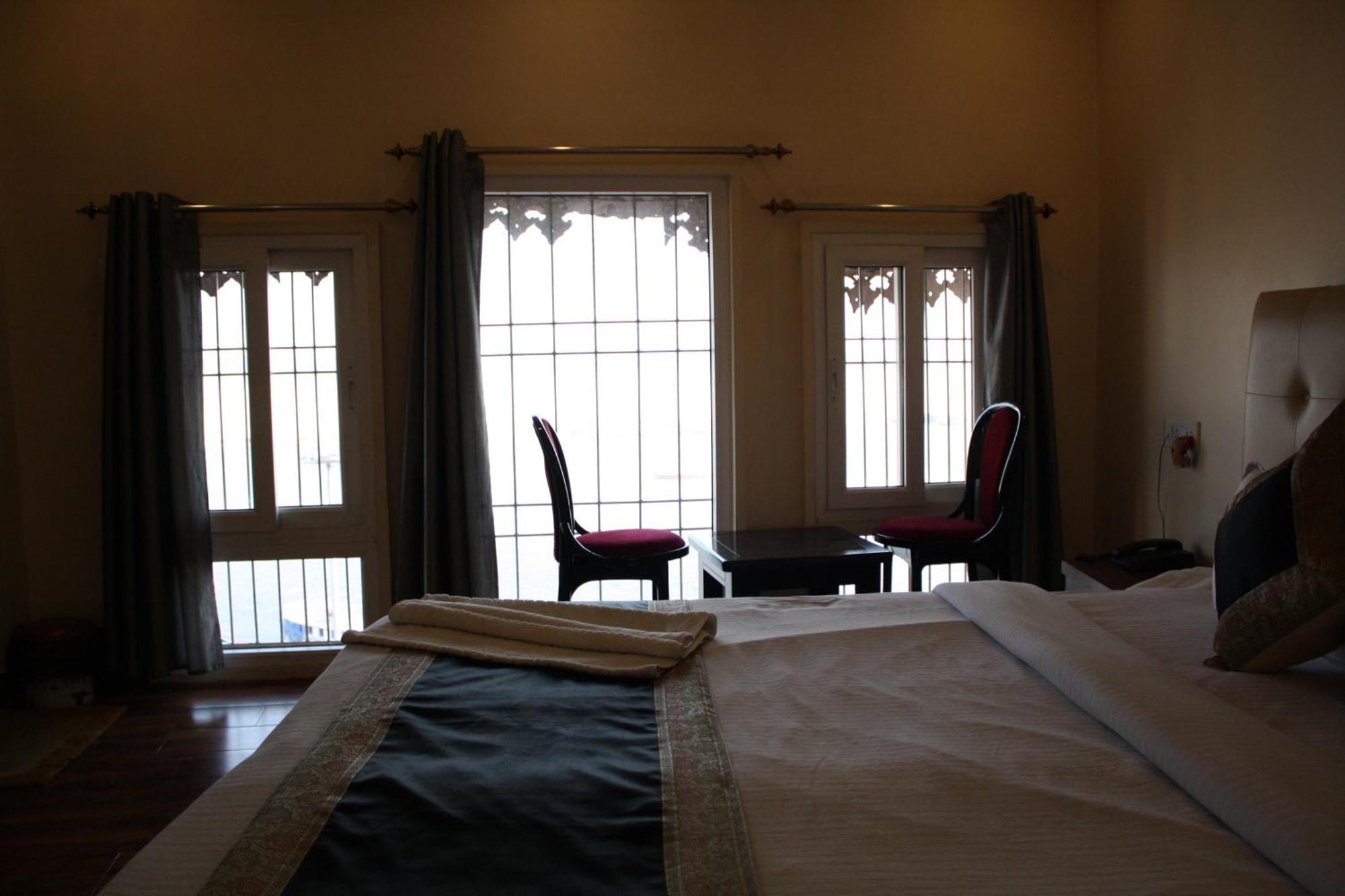 Raghunath Palace Homestay