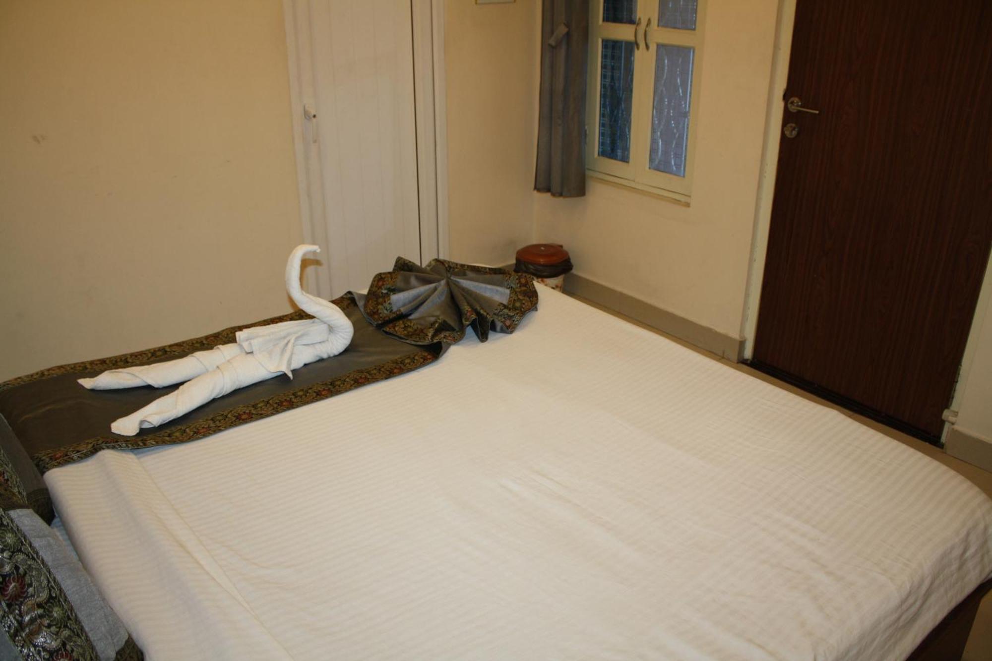 Raghunath Palace Homestay