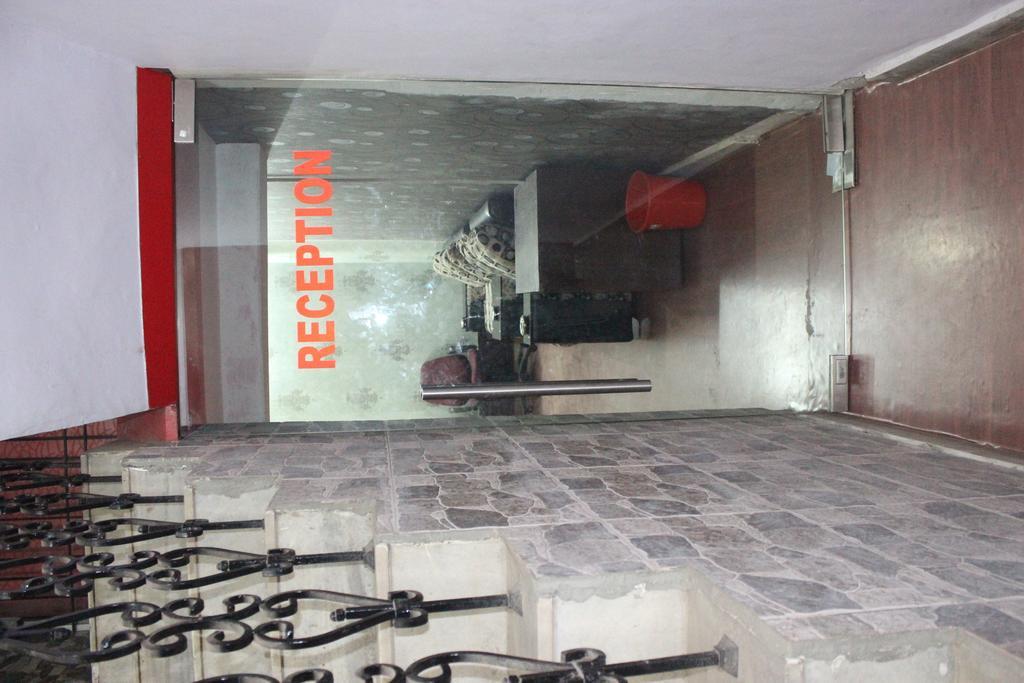 Hotel Kanishka