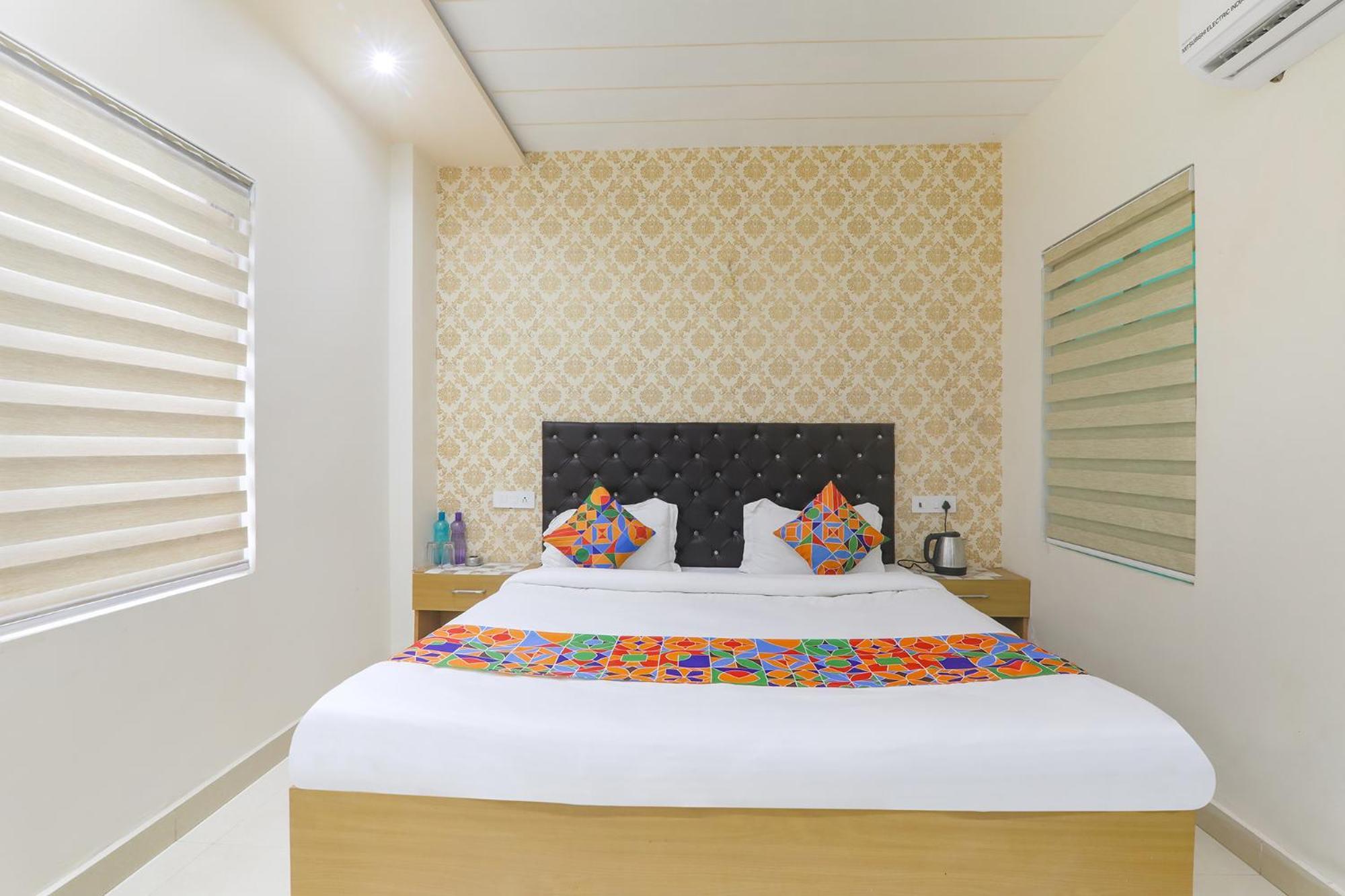 Fabhotel Us Hotel 3*