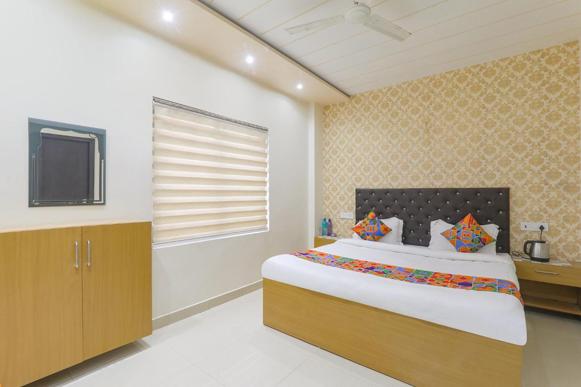 Hotel Fabhotel Us
